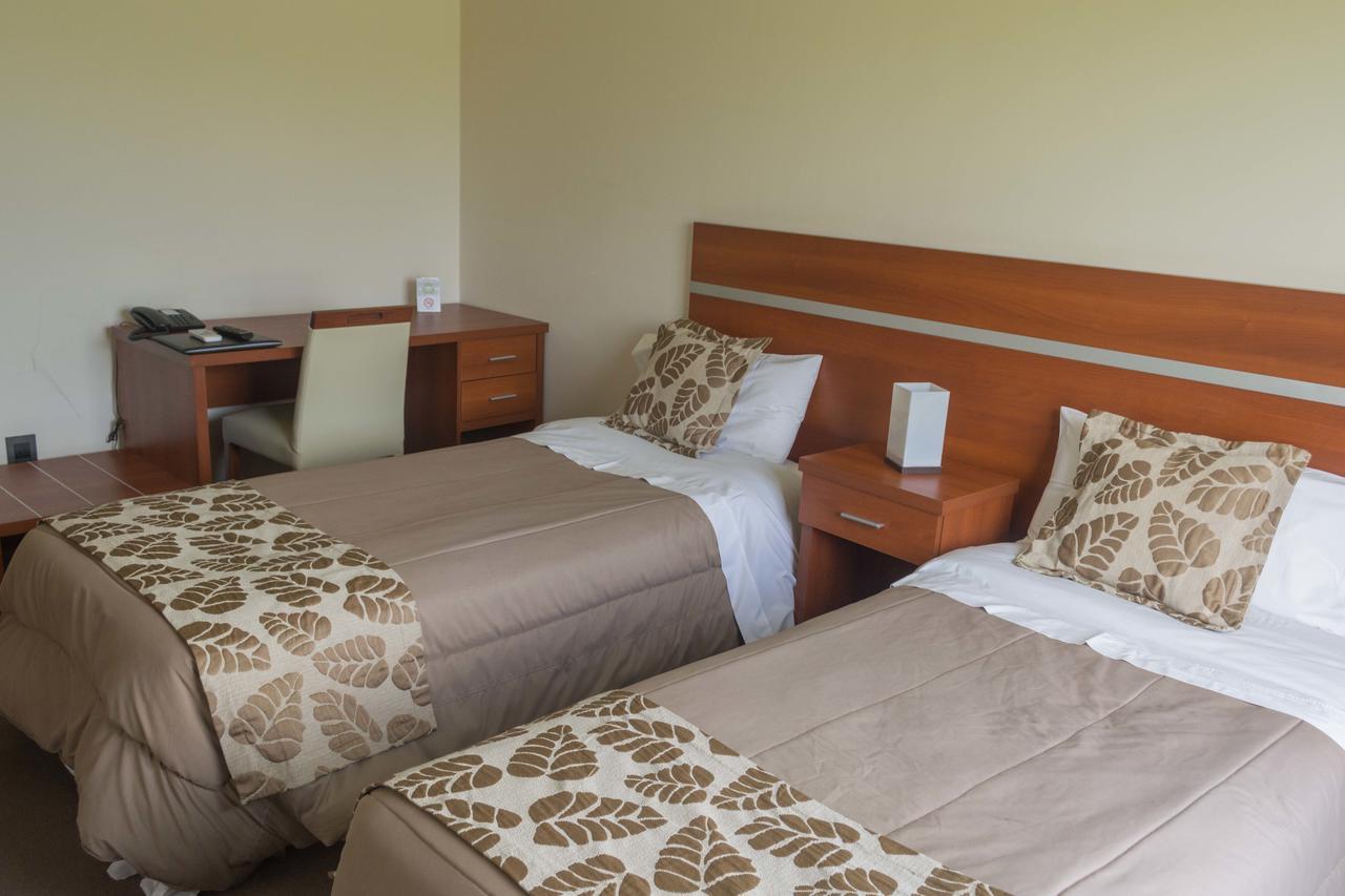 Colon Center Hotel Екстериор снимка