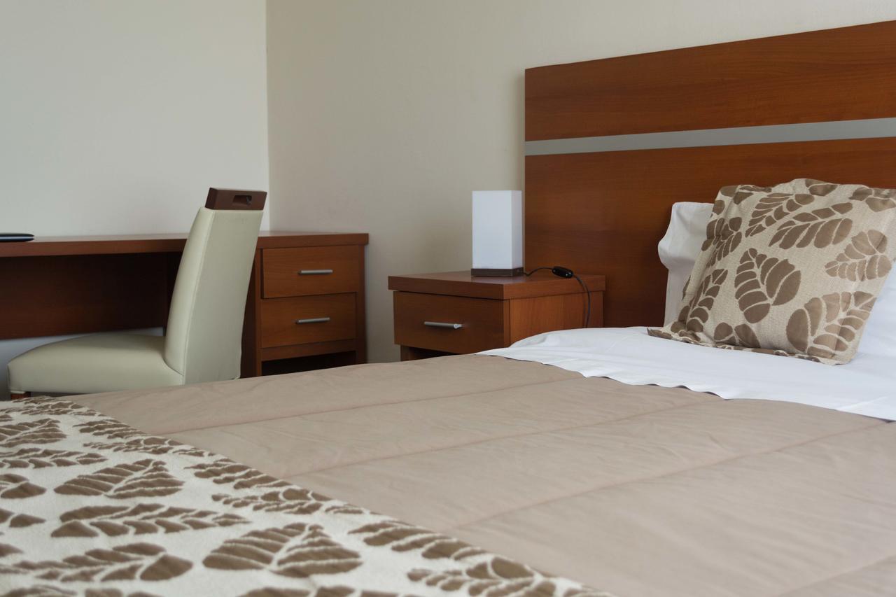 Colon Center Hotel Екстериор снимка