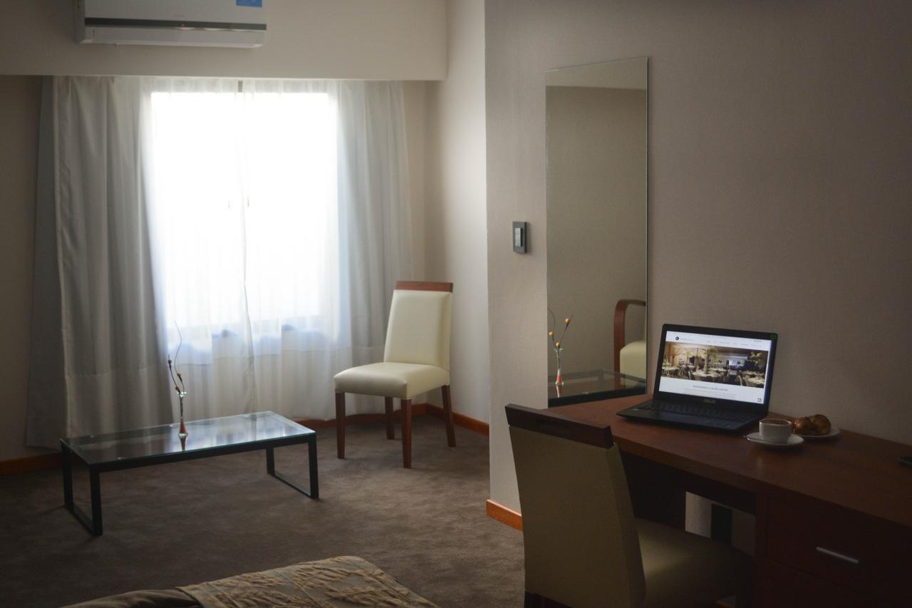 Colon Center Hotel Екстериор снимка
